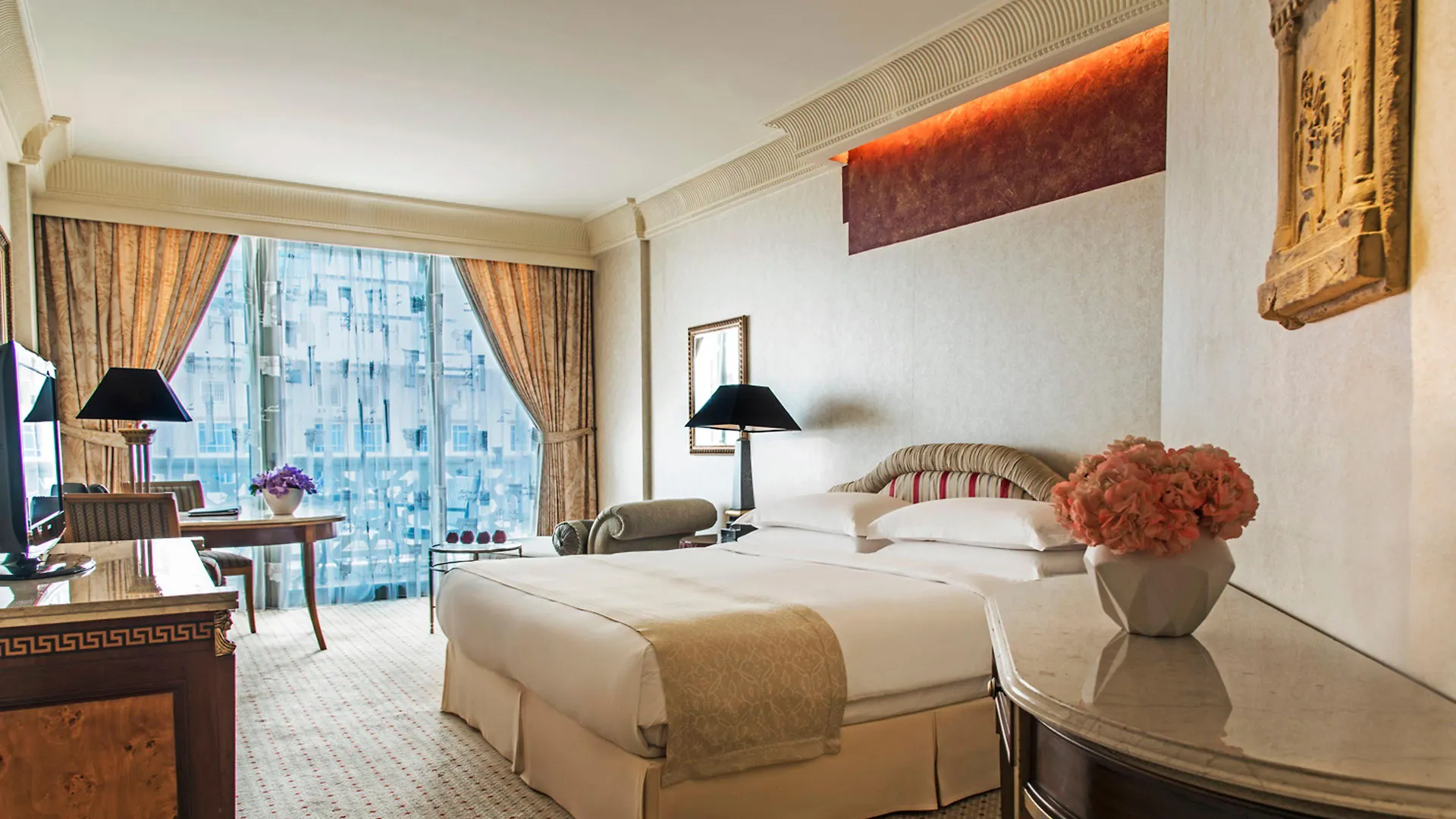 Resort Intercontinental Phoenicia Beirut By Ihg