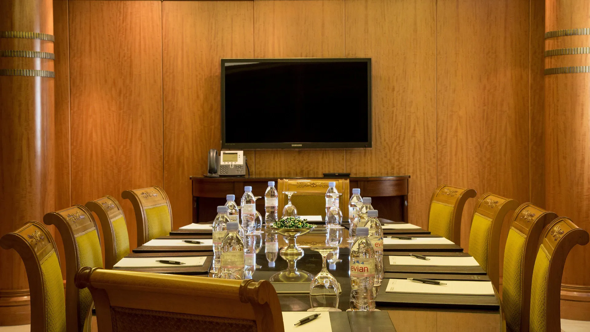 Intercontinental Phoenicia Beirut By Ihg Libanon