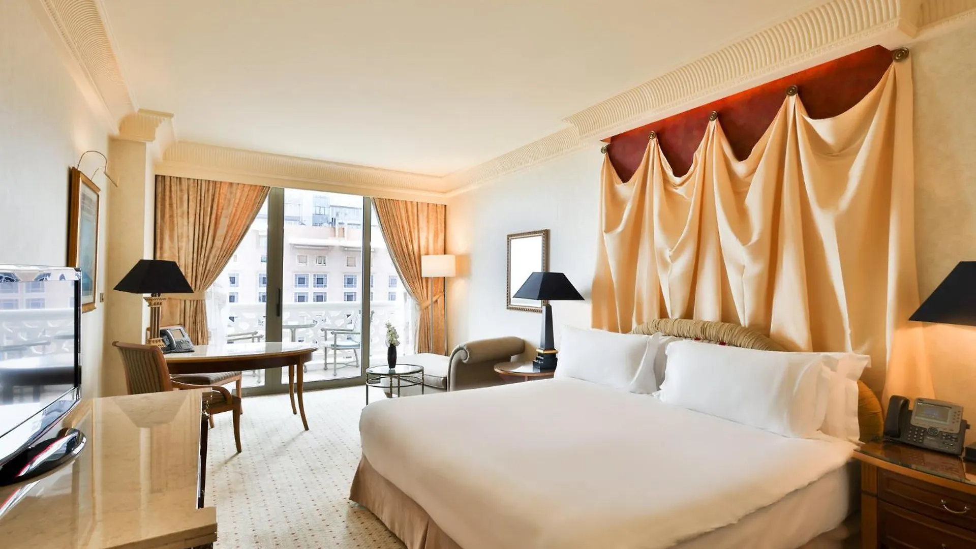 Intercontinental Phoenicia Beirut By Ihg Libanon